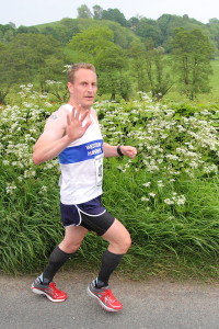Ed had Saturday's last leg, an unenviable half marathon on switch-back hills, but he did get the opportunity to pick some pretty flowers